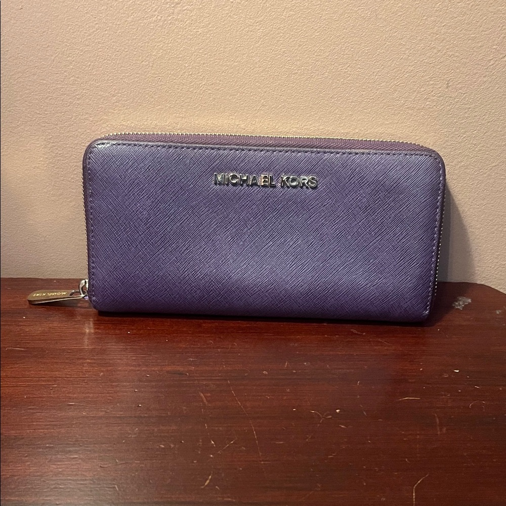 Michael Kors Lavender Zip Wallet